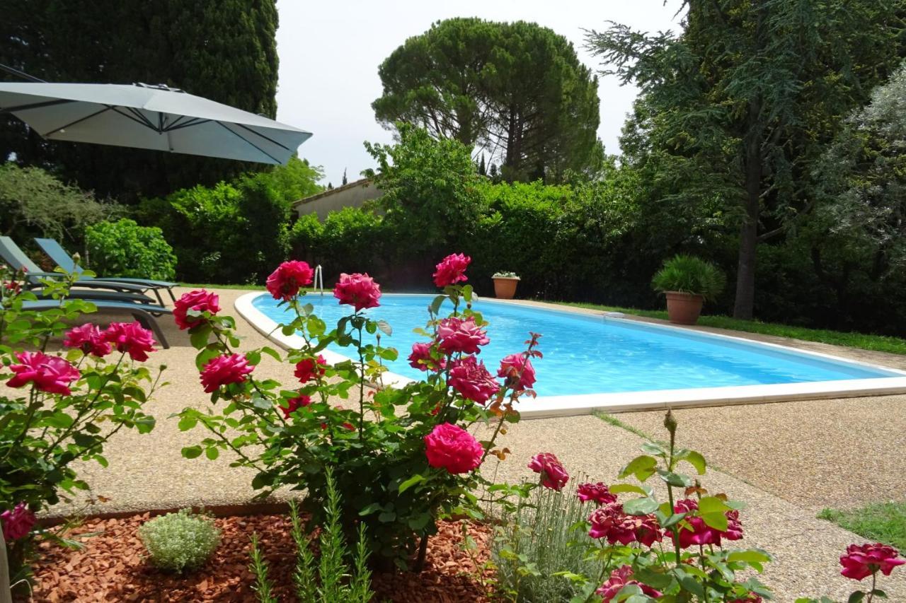 Villa La Mésange Bleue - piscine privée LʼIsle-sur-la-Sorgue Esterno foto