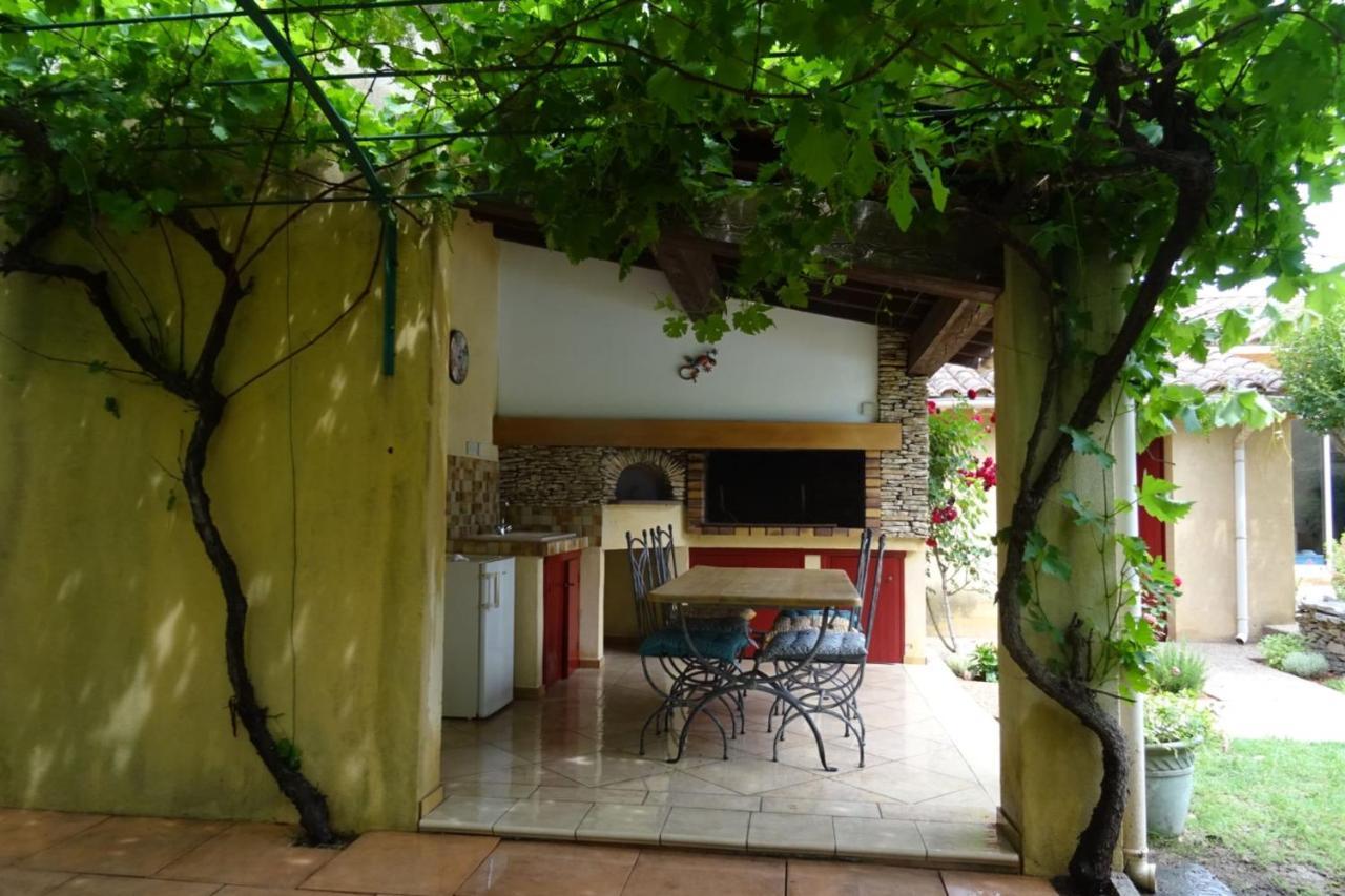 Villa La Mésange Bleue - piscine privée LʼIsle-sur-la-Sorgue Esterno foto