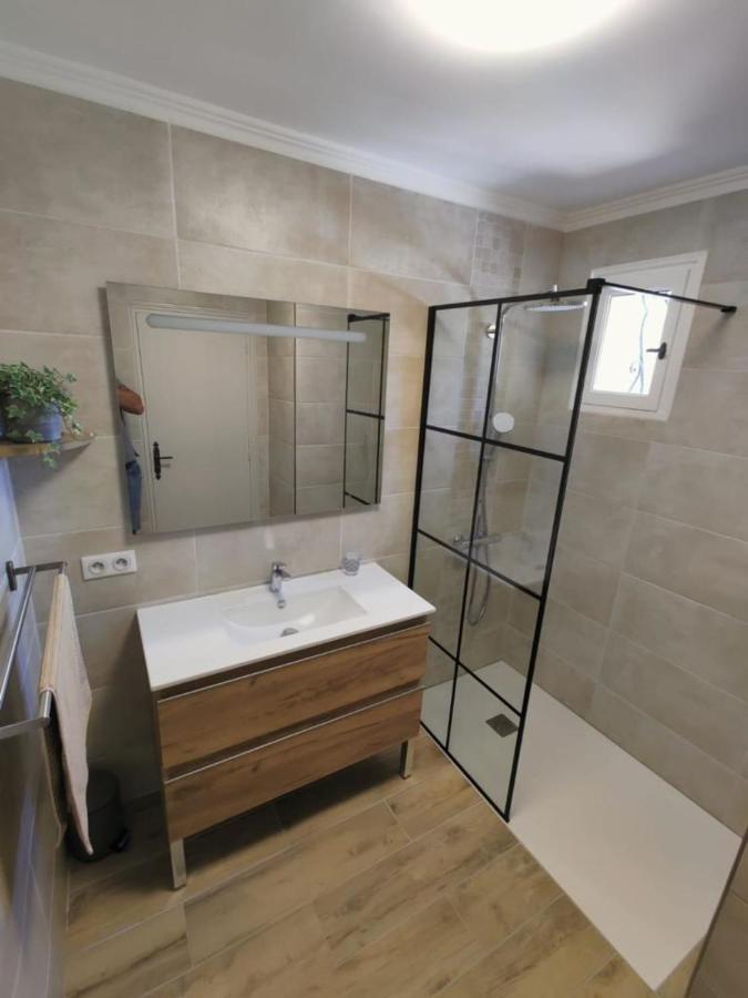 Villa La Mésange Bleue - piscine privée LʼIsle-sur-la-Sorgue Esterno foto