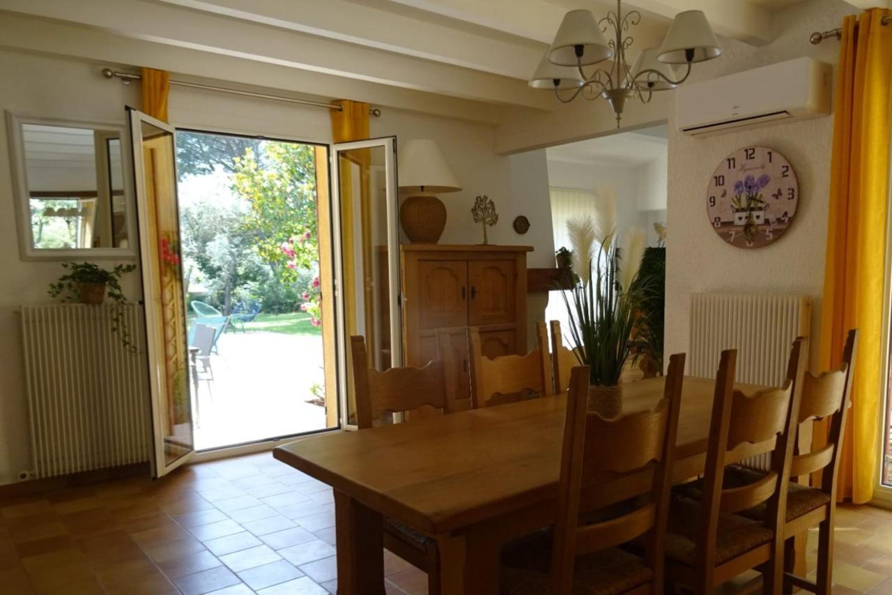 Villa La Mésange Bleue - piscine privée LʼIsle-sur-la-Sorgue Esterno foto
